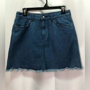 Divided H&M mini raw hem denim skirt